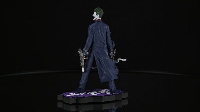 Amazon.com: McFarlane Toys - DC Direct The Joker by Gabriele Dell